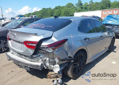 2021 Toyota Camry Xse Awd z USA, uszkodzony, nr VIN 4T1K61BK0MU046840